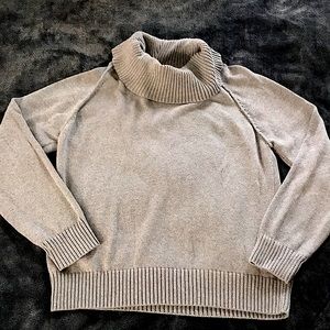 Jeanne Pierre turtle neck sweater
